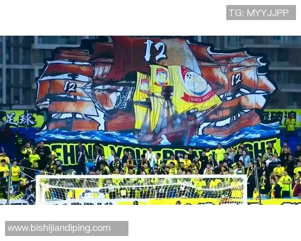 足球明星齐聚青岛激情对决引发球迷热潮盛况空前 足球明星齐聚青岛激情对决引发球迷热潮盛况空前