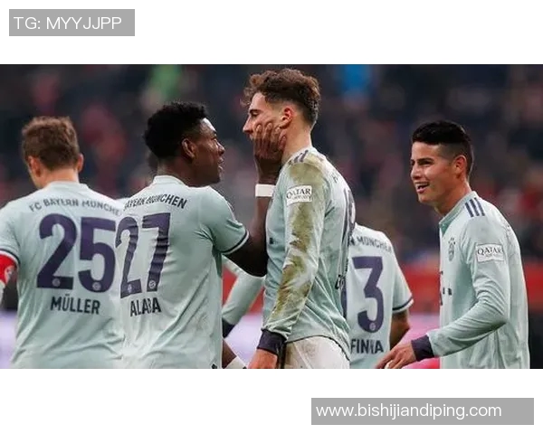 足球明星希特尔的精彩瞬间与职业生涯回顾图片集锦