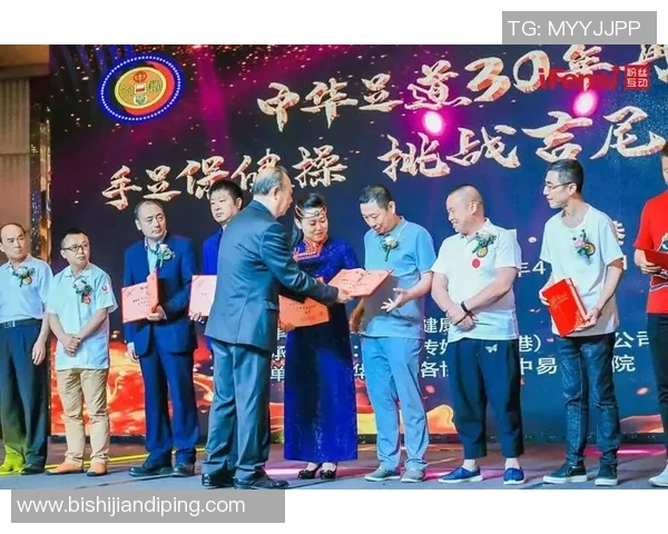 篮球明星好友携手共创辉煌时刻友情与竞技的完美交融